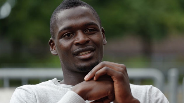 Trung vệ người Congo là cái tên khá xa lạ. Song với những ai hay theo dõi Bundesliga và đặc biệt là fan Werder Bremen chắc chắn sẽ biết đến Lukimya. Lukimya gia nhập Bremen năm 2012 và có 1 bàn sau 41 trận ra sân tại Bundesliga. Với điểm số 72, ngôi sao người Congo là một trong những trung vệ mạnh nhất tại FIFA 15.