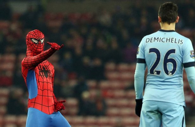 Nhung buc anh bong da hai huoc nhat 2014 hinh anh