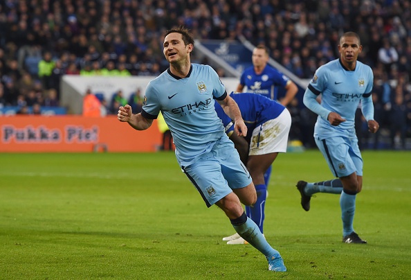 Tờ Mirror khẳng định, tiền vệ Frank Lampard đã đồng ý gắn bó với Man City theo diện cho mượn đến hết mùa giải. Cựu sao Chelsea chơi rất ấn tượng kể từ khi gia nhập Etihad. Sau 15 lần ra sân, lão tướng 36 tuổi ghi 6 bàn và 2 lần kiến tạo thành công.