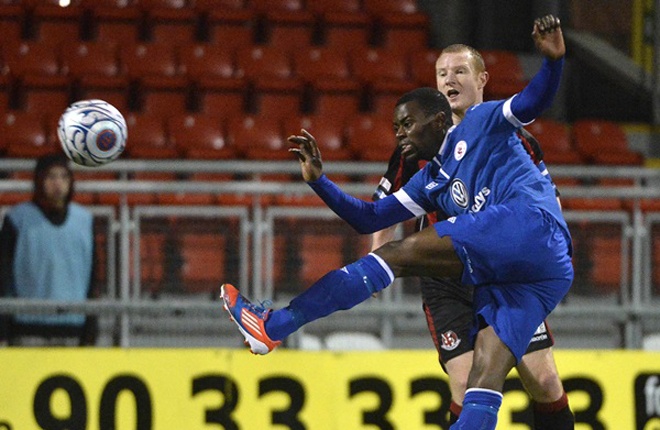 CĐV Sligo Rovers gần như không biết đến tên Odhiambo trước khi anh gia nhập CLB của Ireland. Tuy nhiên sau trận ra mắt, có lẽ tất cả fan đội bóng này đều biết đến tiền đạo 25 tuổi người Anh, bởi Odhiambo chính là chủ nhân của cú hat-trick vào lưới Crusaders tại Cúp Setanta, giúp Sligo Rovers đại thắng 4-1 ngay trên sân khách.