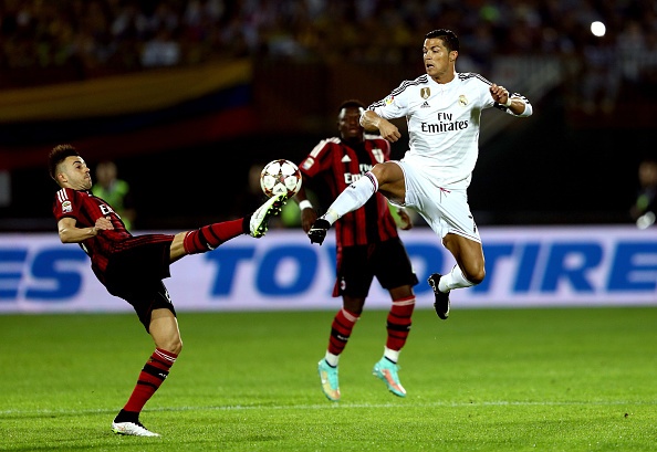 Ronaldo ghi ban, Real van thua muoi mat 2-4 truoc Milan hinh anh