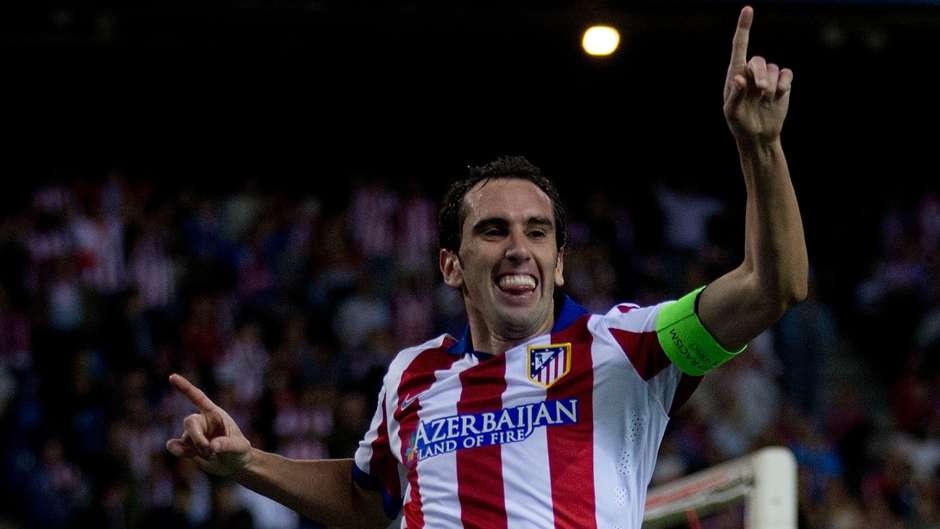 Atletico đã gây sốc khi vượt mặt hai gã khổng lồ Real và Barca để lên ngôi vô địch La Liga. Tại Champions League, đội chủ sân Vicente Calderon cũng tiến tới chung kết. Thành công của Atletico không thể không nhắc đến những đóng góp to lớn của Godin. Trong màu áo đội tuyển quốc gia, ngôi sao 28 tuổi này cũng góp nhiều công sức đưa Uruguay vào vòng knock-out World Cup.