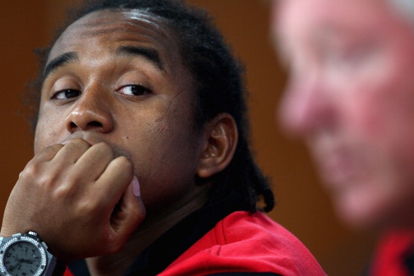 Anderson nằm trong kế hoạch thanh lý của M.U trong vài mùa chuyển nhượng gần đây. Thế nhưng, vì nhiều lý do khác nhau, BLĐ Quỷ đỏ chưa thể tống khứ ngôi sao này khỏi Old Trafford. Trong bối cảnh không được HLV Van Gaal trọng dụng (ra sân 2 trận từ đầu mùa), có lẽ bản thân tiền vệ 26 tuổi sẽ tự tìm bến đỗ mới cho mình khi cánh cửa chuyển nhượng tháng 1 mở ra.