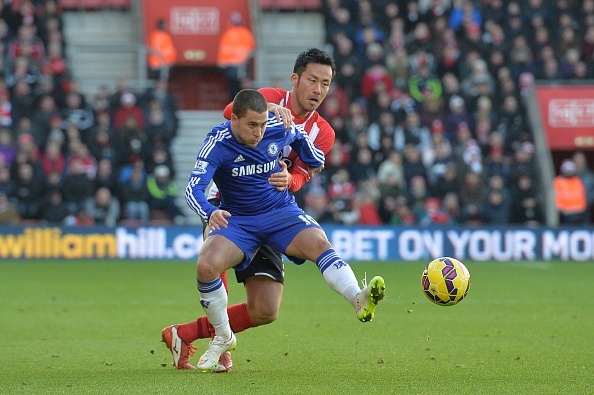 ‘Hazard co the bi day khoi bong da Anh’ hinh anh