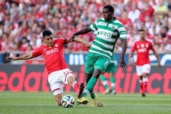 Arsenal từng hỏi mua Cavalho 20 triệu bảng trong hè 2014 nhưng bị Sporting Lisbon từ chối thẳng thừng. Tuy nhiên, nếu quyết liệt và tăng giá mua, Pháo thủ hoàn toàn có thể sở hữu tuyển thủ 22 tuổi người Bồ Đào Nha.