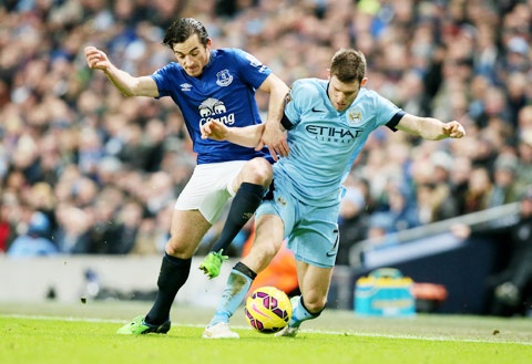 Everton - Man City: Chua the can Man xanh hinh anh