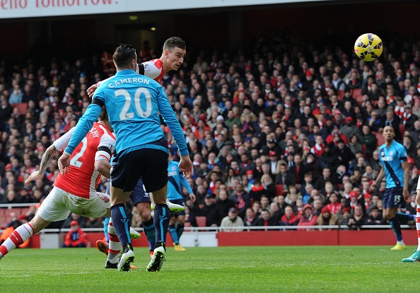 Tuyển thủ Pháp thi đấu rất ấn tượng. Anh không chỉ trực tiếp ghi bàn mở tỷ số cho Arsenal mà còn truy cản thành công rất nhiều pha lên bóng của Stoke City, qua đó giúp Pháo thủ giành chiến thắng thuyết phục với tỷ số 3-0.