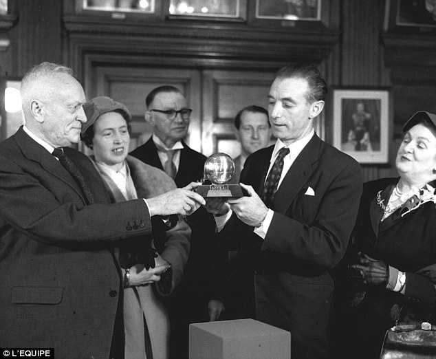 Nhung dieu can biet ve danh hieu Qua bong vang hinh anh