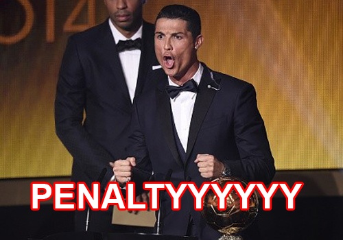 Anh vui Ronaldo bi am anh penalty khi nhan Qua bong vang hinh anh