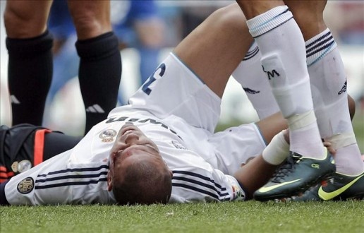 Diem tin 16/1: Real thiet don, thiet kep sau tran derby hinh anh