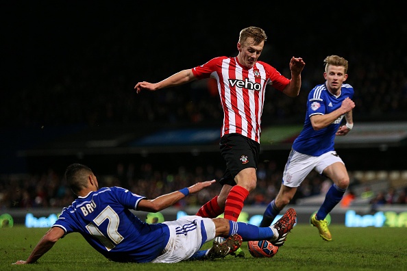 Southampton là cái nôi sản sinh ra tài năng trẻ. Sau Gareth Bale, Theo Walcott, Chamberlain, The Saints có thêm James Ward-Prowse. Được đôn lên đội 1 từ năm 2011 nhưng tới 2014, cầu thủ 20 tuổi mới tỏa sáng. Trong năm nay, Ward-Prowse có nhiều cơ hội gây tiếng vang hơn bởi Southampton bán nhiều ngôi sao trong các kỳ chuyển nhượng.
