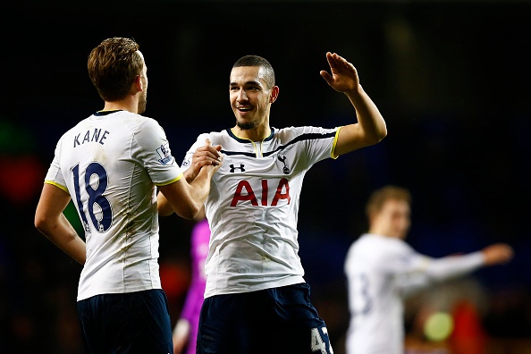 Cách đây 2 năm, Bentaleb chỉ là cái tên vô danh. Tuy nhiên, kể từ khi được cựu HLV Tim Sherwood đôn lên đội chính của Tottenham, tuyển thủ Algeria nhanh chóng khẳng định bản thân. Ở tuổi 20, Bentaleb có 26 trận tại Premier League, 6 lần khoác áo ĐTQG. Nếu tiếp tục được trao cơ hội, Bentaleb sẽ là một trong những cầu thủ được chờ đợi năm 2015.