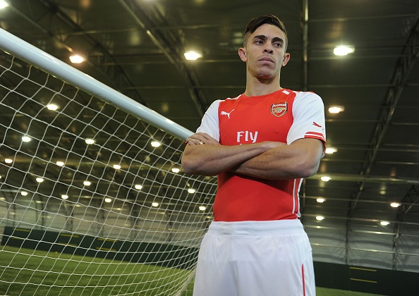 18. Trung vệ Gabriel Paulista cập bến Arsenal theo bản giao kèo trị giá 15 triệu euro từ Villarreal.
