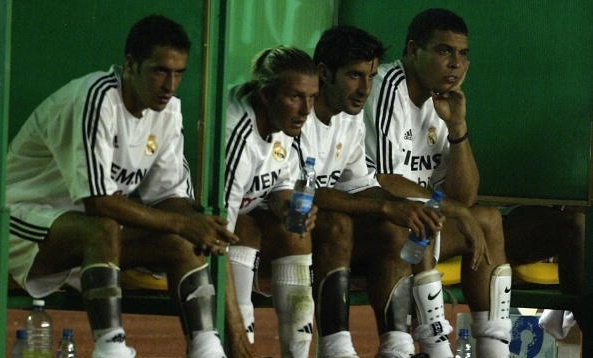 Nhung dan cau thu du bi vi dai nhat lich su bong da hinh anh