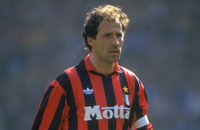 Baresi dành trọn sự nghiệp cầu thủ cho AC Milan. Ông không chỉ đọc trận đấu cực giỏi mà còn là thủ lĩnh tuyệt vời của Rossoneri. Baresi nắm băng đội trưởng của Milan tới cuối những năm 1980 và được bình chọn là Cầu thủ vĩ đại nhất Italy ở thế kỷ 20. Sau 20 năm cống hiến cho Milan, ông giành 6 Scudetto và 3 Cúp C1. Khi Baresi treo giày, BLĐ Rossoneri treo luôn chiếc áo số 6 của ông.