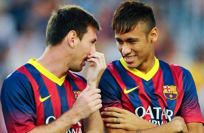 Neymar là tài năng sáng giá của bóng đá Brazil. Anh được ví như “Pele mới” của xứ samba, nhưng thật ngạc nhiên thần tượng của anh lại là Cristiano Ronaldo, cầu thủ hiện khoác áo Real Madrid. Trước trận chung kết Olympic 2012 với Mexico, Neymar chia sẻ: 