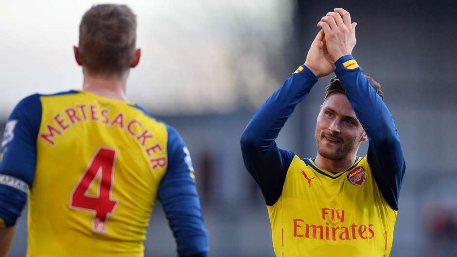 Những nỗ lực không biết mệt mỏi của Giroud được đền đáp ở phút 45+1 với bàn nhân đôi cách biệt cho Arsenal. Đó cũng là pha lập công lần thứ 50 của chân sút người Pháp sau 116 lần khoác áo Pháo thủ thành London. 