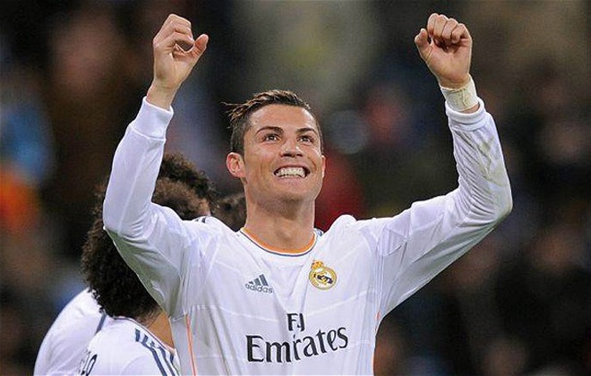 Với những gì thể hiện trong màu áo M.U và Real, Ronaldo xứng đáng được đánh giá là một trong những cầu thủ vĩ đại nhất mọi thời đại. Tuy nhiên, không phải cầu thủ vĩ đại nào cũng giành trọn được sự yêu mến của người hâm mộ.