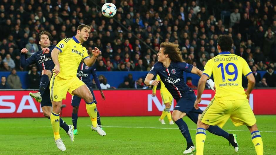 Ivanovic hoàn thành xuất sắc nhiệm vụ ngăn chặn những pha lên bóng bên hành lang trái của PSG. Không những thế, tuyển thủ người Serbia còn gây chú ý với bàn mở tỷ số ở phút 36. Tuy nhiên, một mình Ivanovic tỏa sáng là chưa đủ để giúp The Blues ra về trong khúc khải hoàn.