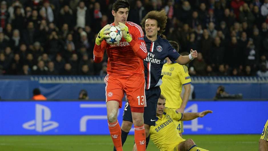 Courtois không thể bảo toàn mành lưới cho Chelsea tới khi tiếng còi mãn cuộc vang lên. Tuy nhiên, không vì thế mà phủ nhận công sức của thủ thành người Bỉ, bởi anh có 4 pha cứu thua xuất sắc sau những cú dứt điểm của Edinson Cavani, Blaise Matuidi và Zlatan Ibrahimovic (2 lần).