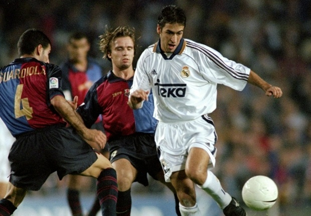 Raul có 16 năm cống hiến cho đội 1 của Real. Anh xếp thứ 5 trong danh sách cầu thủ dự El Clasico nhiều nhất với 37 trận và ghi 15 bàn thắng. Thành tích ghi bàn của “Chúa nhẫn” ở các trận Siêu kinh điển nhiều khả năng sẽ bị Ronaldo chinh phục.