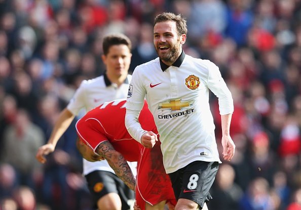 Mata có ngày thi đấu tốt nhất kể từ khi gia nhập M.U tháng 1/2014. Tiền vệ người Tây Ban Nha lập cú đúp, rê bóng thành công 100% (3 lần), 5 lần lui về hỗ trợ phòng ngự. Những đóng góp của Mata giúp “Quỷ đỏ” giành chiến thắng 2-1 trên sân của Liverpool.