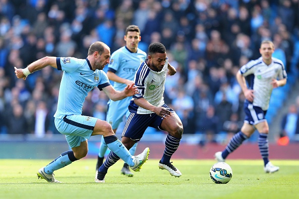 Zabaleta là một trong những cầu thủ chơi hay nhất trong chiến thắng 3-0 của Man City trước West Brom. Hậu vệ người Argentina chuyền chính xác 96% (74/77), chạm bóng trong vòng cấm đối phương 8 lần và tắc bóng thành công 100% (3/3).