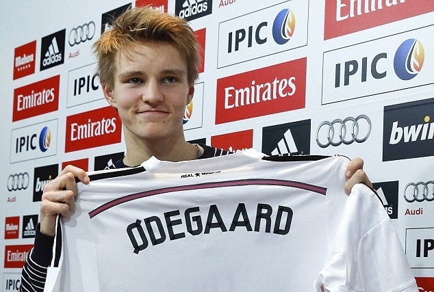 Tai nang tre cua Real lai lap ky luc chau Au hinh anh