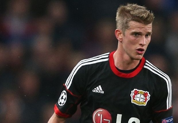 Hè này, Lerverkusen sẽ có sự trở lại của Christoph Kramer từ Monchengladbach sau khi hết hạn cho mượn. Theo đó, khả năng Bender tìm kiếm bến đỗ mới rất cao. Manchester United và Arsenal đang rất muốn có chữ ký của tuyển thủ người Đức.