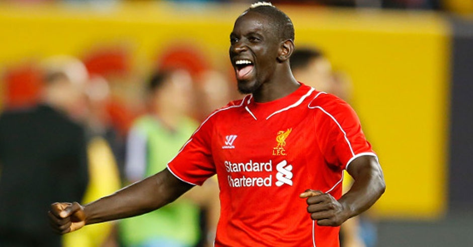 Martin Skrtel vắng mặt do treo giò là cơ hội để Sakho chen chân vào đội hình này. Thời gian gần đây, trung vệ người Pháp chơi rất ấn tượng và góp nhiều công sức vào thành công của Liverpool.