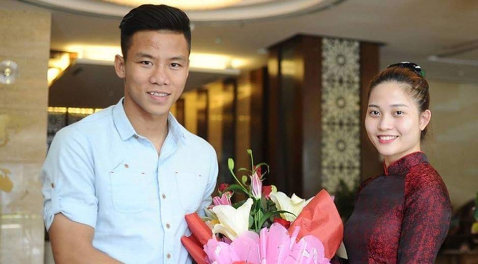 Ngoc Hai muon da o Nhat, Manh Hung hoc Bale hinh anh