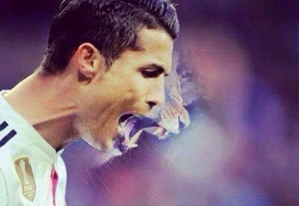 Fan che anh Ronaldo ghi 5 ban van khong an tuong bang Messi hinh anh