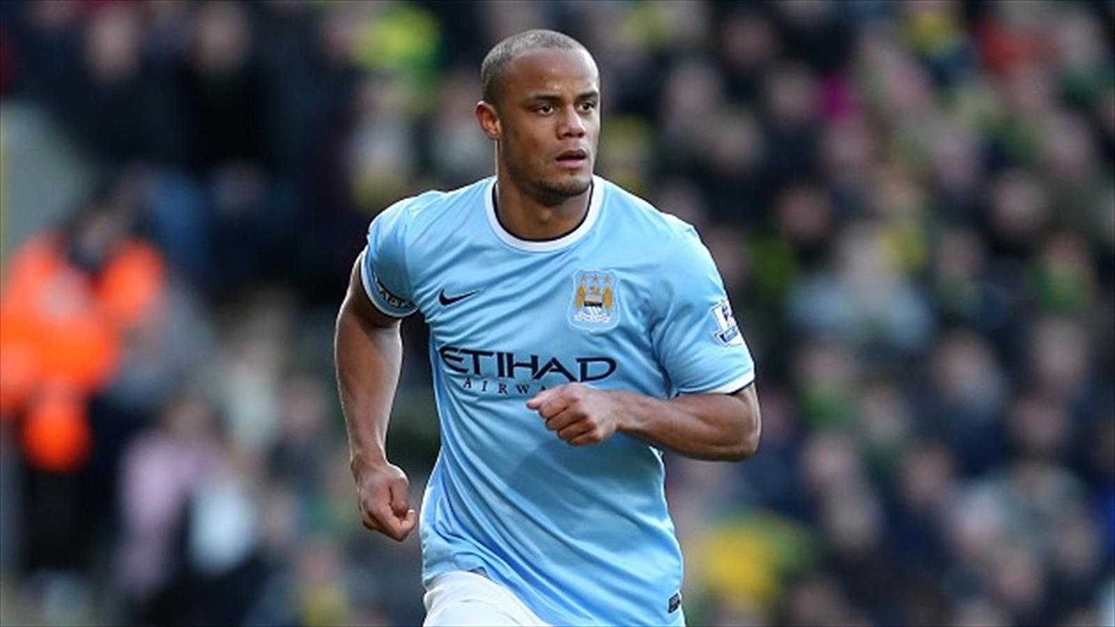 Kompany chơi không thuyết phục trong những trận gần đây của Man City. Tuy vậy, kinh nghiệm dày dạn giúp tuyển thủ người Bỉ nhận được rất nhiều kỳ vọng trong trận derby Manchester diễn ra ngày 12/4.