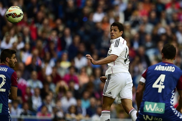 Chicharito đánh đầu ghi bàn trong lần thứ 2 đá chính tại La Liga. Ảnh: Getty Images.
