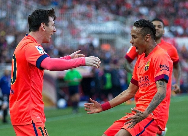 Barca bi Sevilla cam hoa du dan truoc 2 ban hinh anh