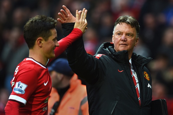 HLV Van Gaal: 'M.U phai xep tren Man City bang moi gia' hinh anh