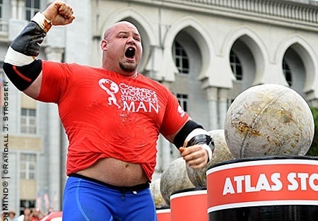 Brian Shaw gianh giai Nguoi dan ong khoe nhat hanh tinh 2015 hinh anh