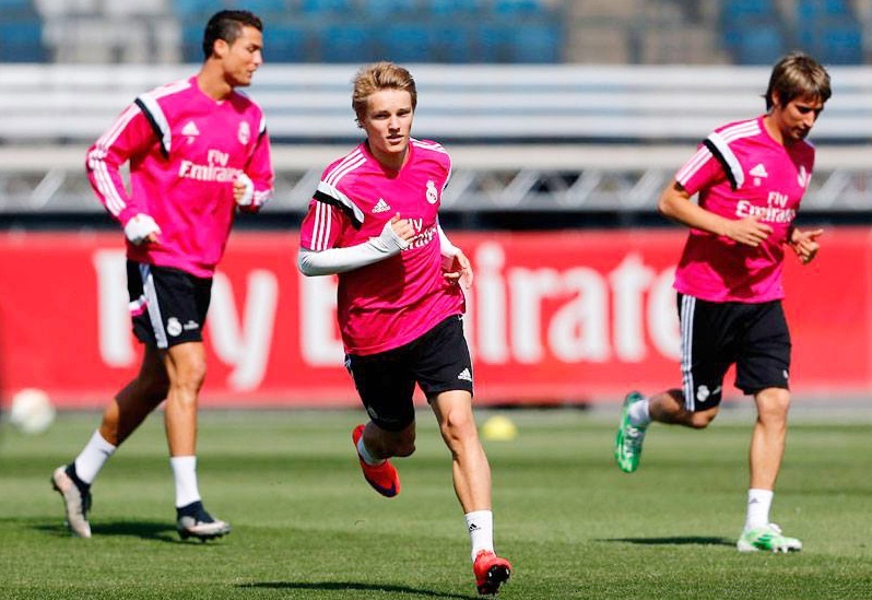 Than dong Odegaard dung truoc co hoi da tran ra mat Real hinh anh