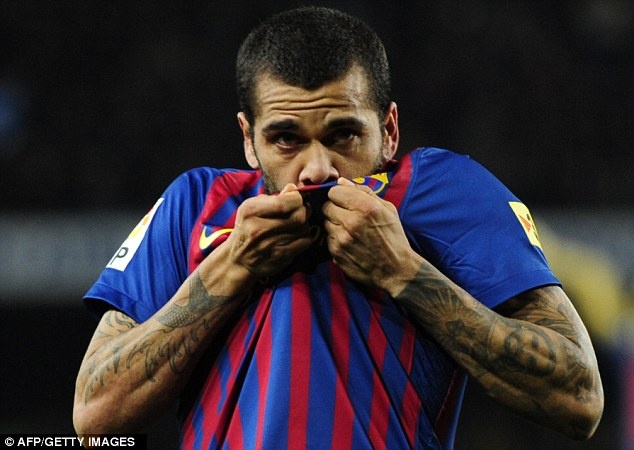 Fan Barca nhan tin vui truoc cuoc tai dau Bayern hinh anh