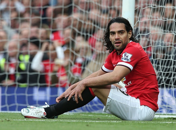 Mourinho muon giup Falcao lay lai ban nang sat thu hinh anh