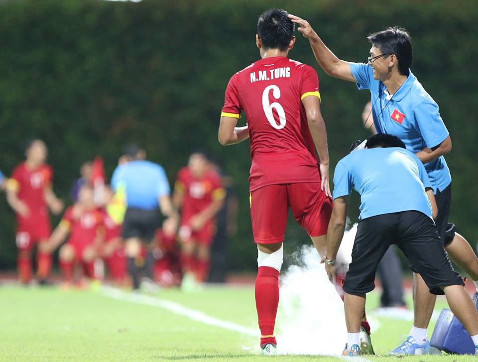 Tan Tai ve nuoc, U23 VN them cau thu chan thuong hinh anh