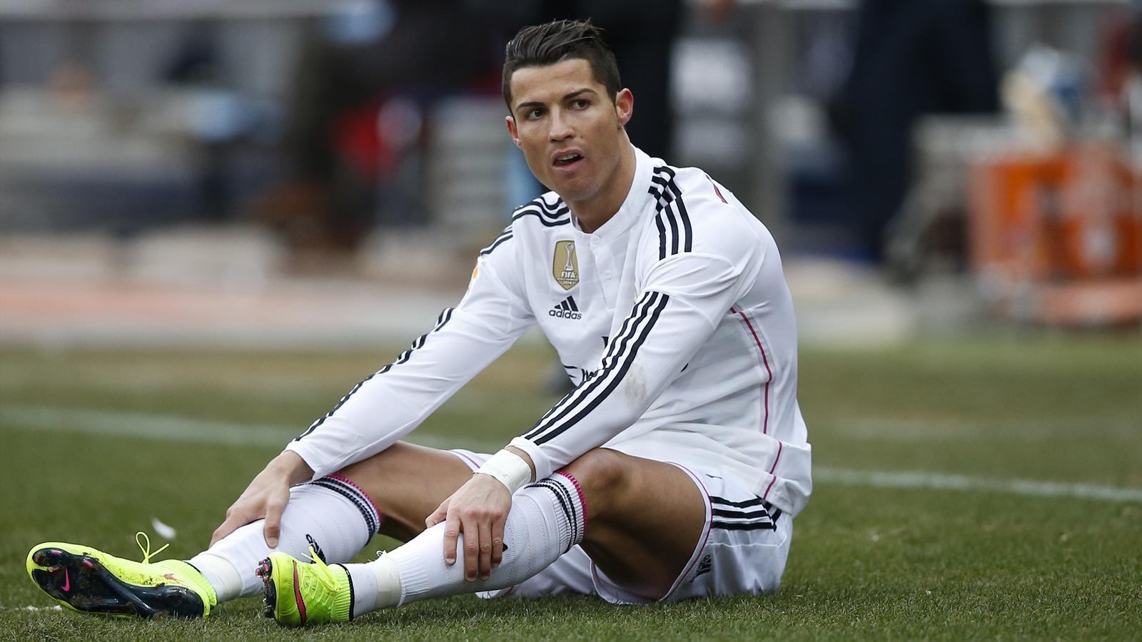 Gan 50% fan Real khong muon Ronaldo o lai mua toi hinh anh