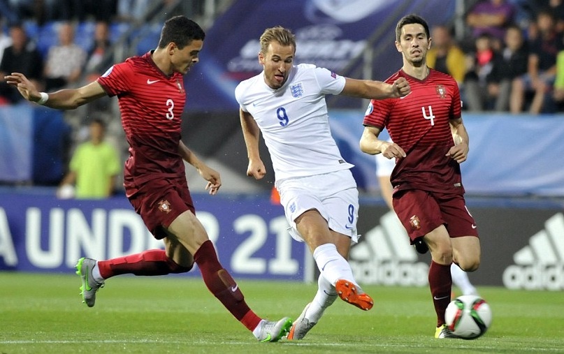 Harry Kane im tieng, U21 Anh thua Bo Dao Nha 0-1 hinh anh