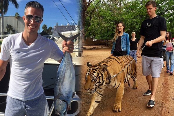 Thu mon Arsenal dua ho di dao, Van Persie cau duoc ca map hinh anh