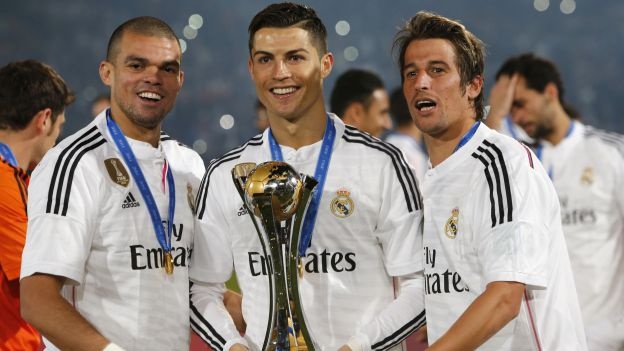 Real Madrid dan dau 10 CLB the thao dat gia nhat the gioi hinh anh
