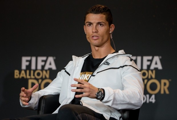 Ronaldo khong tu tin gianh Qua bong vang FIFA 2015 hinh anh