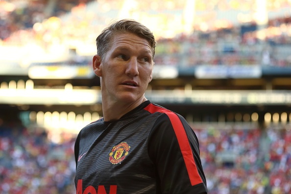 Van Gaal gach ten Schweinsteiger khoi tran gap Barca hinh anh