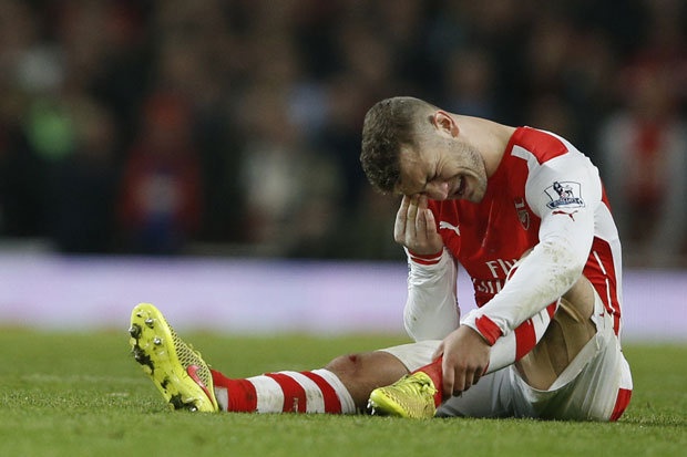 Arsenal mat Jack Wilshere ba tuan do chan thuong hinh anh
