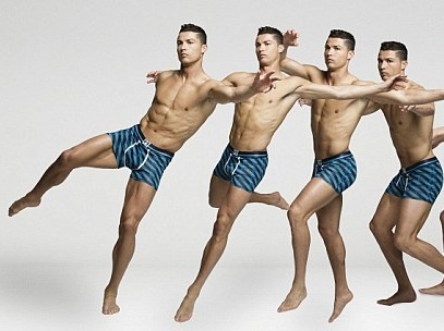 Ronaldo khoe dang manh me trong bo suu tap moi hinh anh