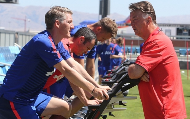 Roy Keane khong danh gia cao M.U, benh vuc De Gea hinh anh